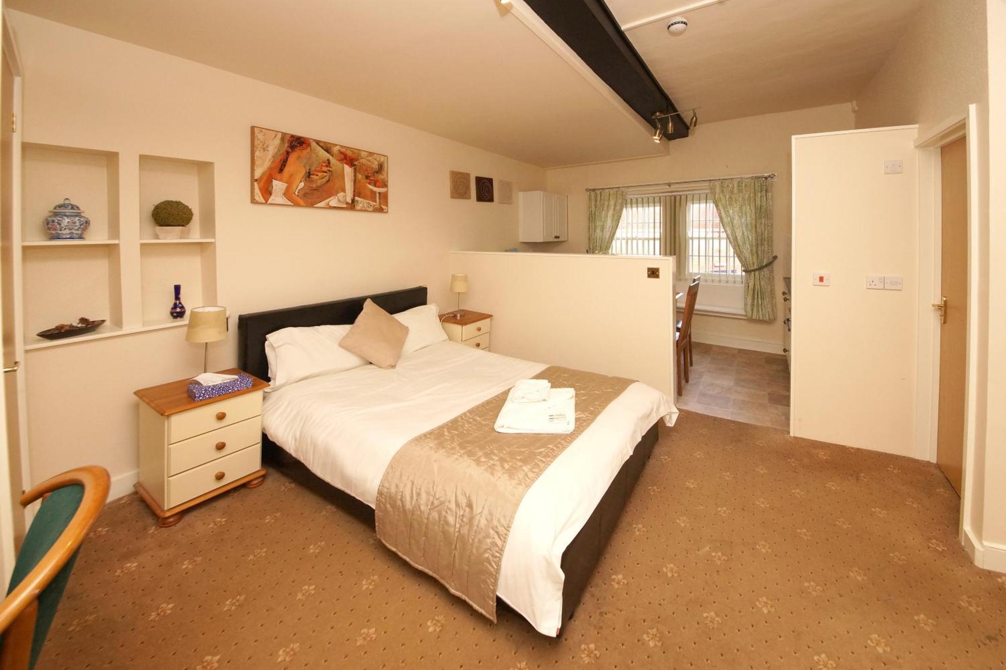 The Warehouse Hotel Yeovil Room photo