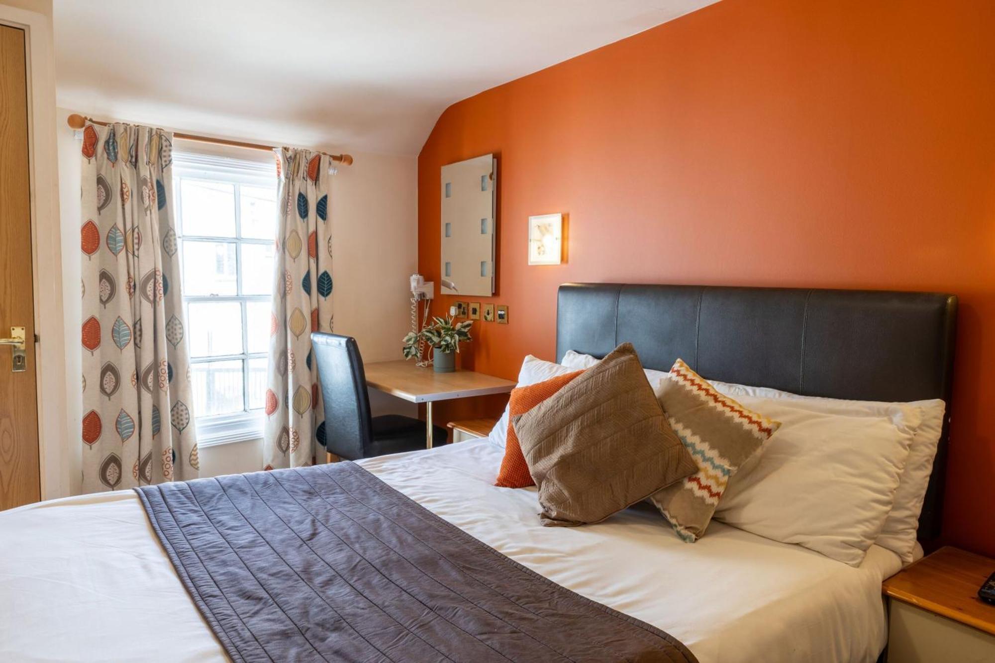The Warehouse Hotel Yeovil Room photo