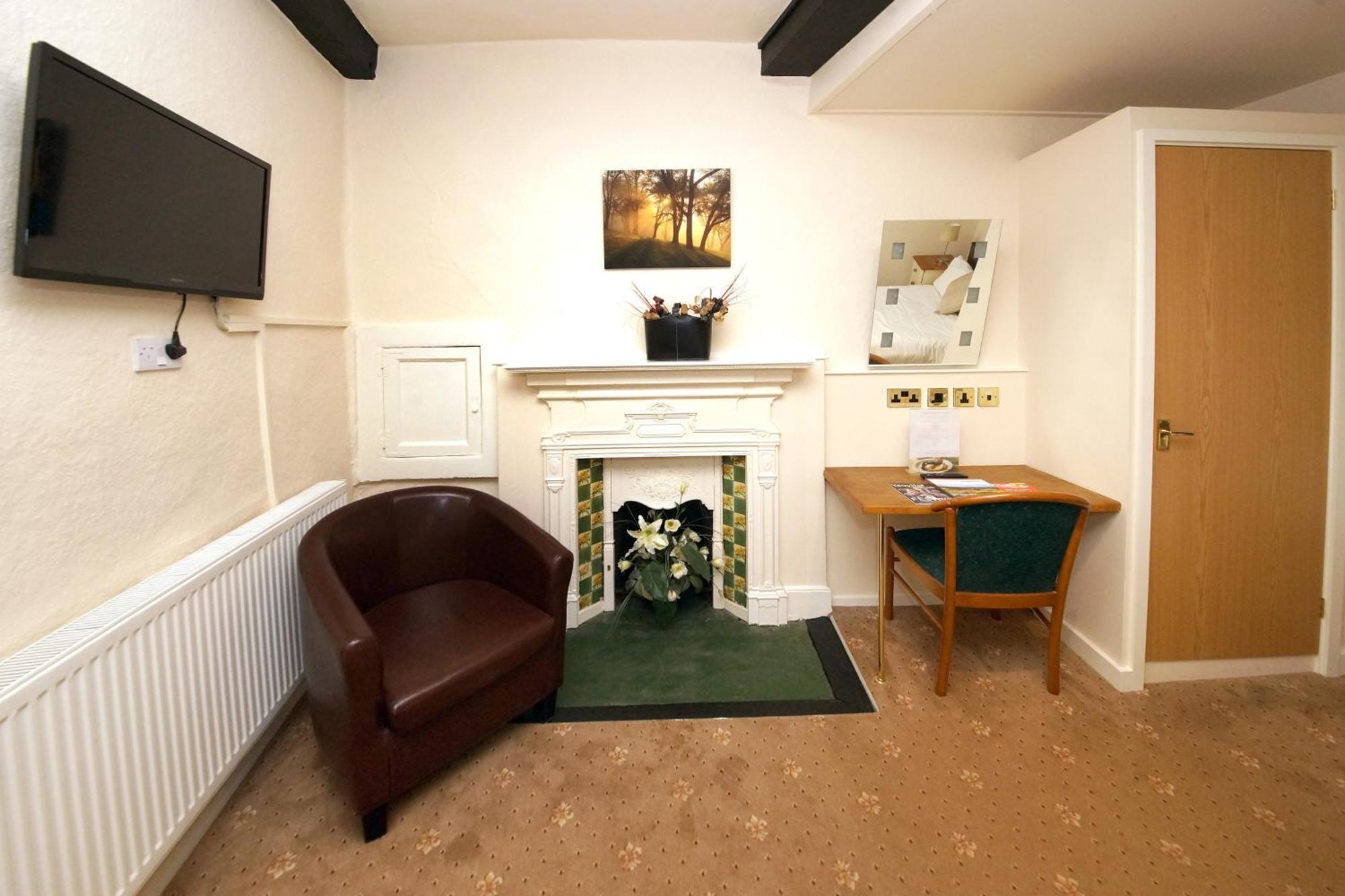 The Warehouse Hotel Yeovil Room photo